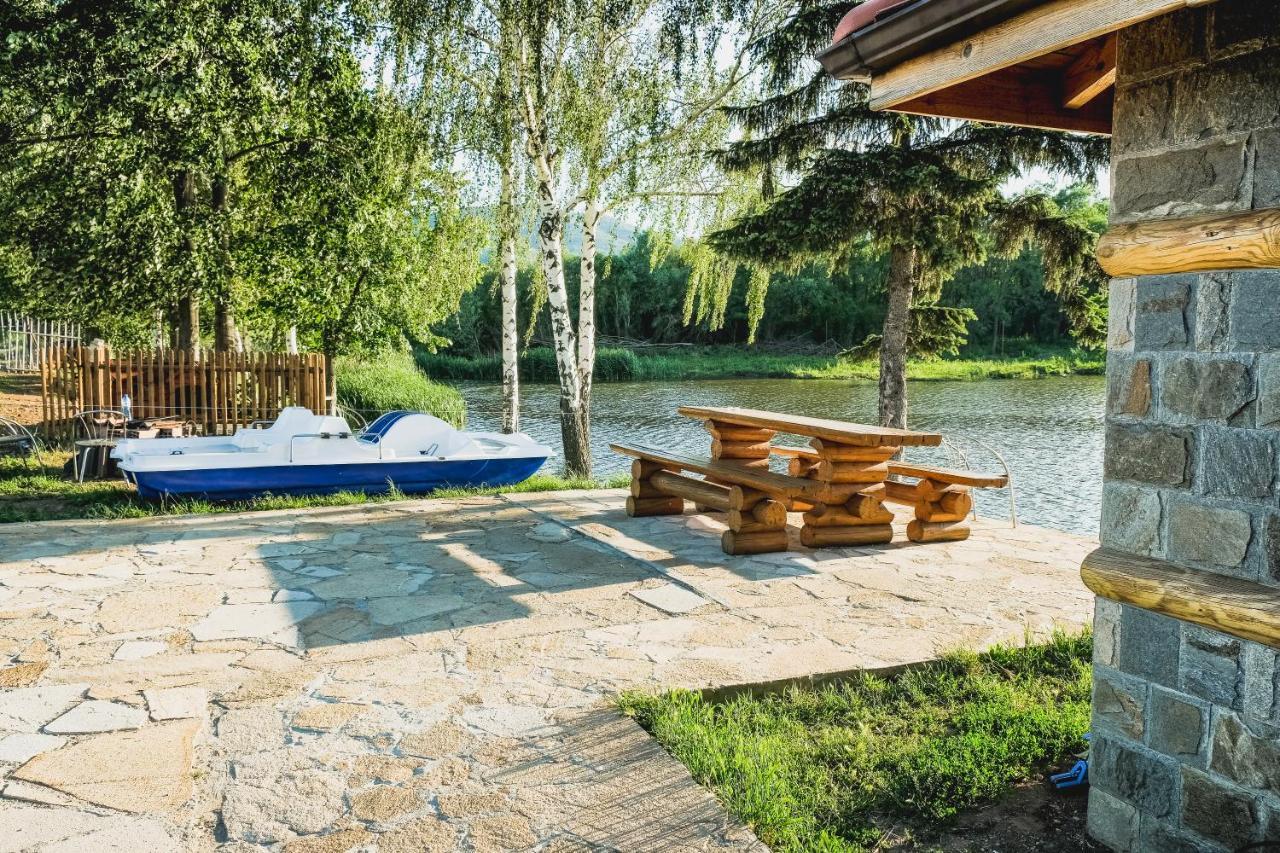 Къща За Гости Ivanyane Exterior photo